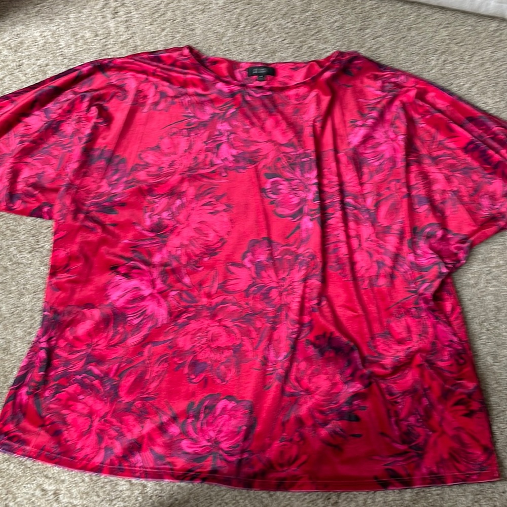 Dolman 3/4 sleeve floral blouse size L